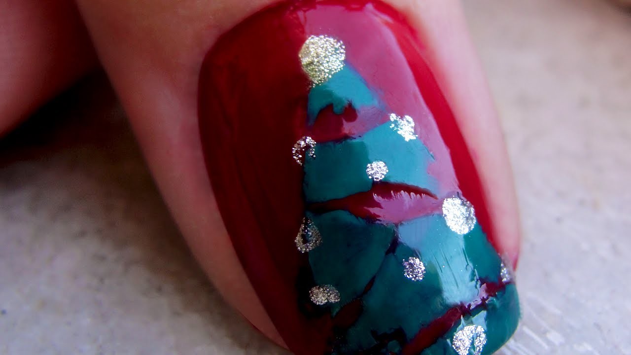 arvore de natal na unha.jpg