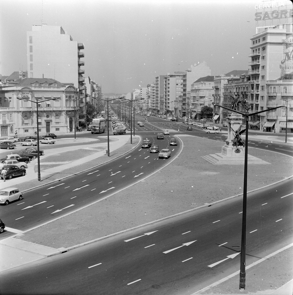 Saldanha e Av. da República, Lisboa (Artur Inácio Bastos, 1969)