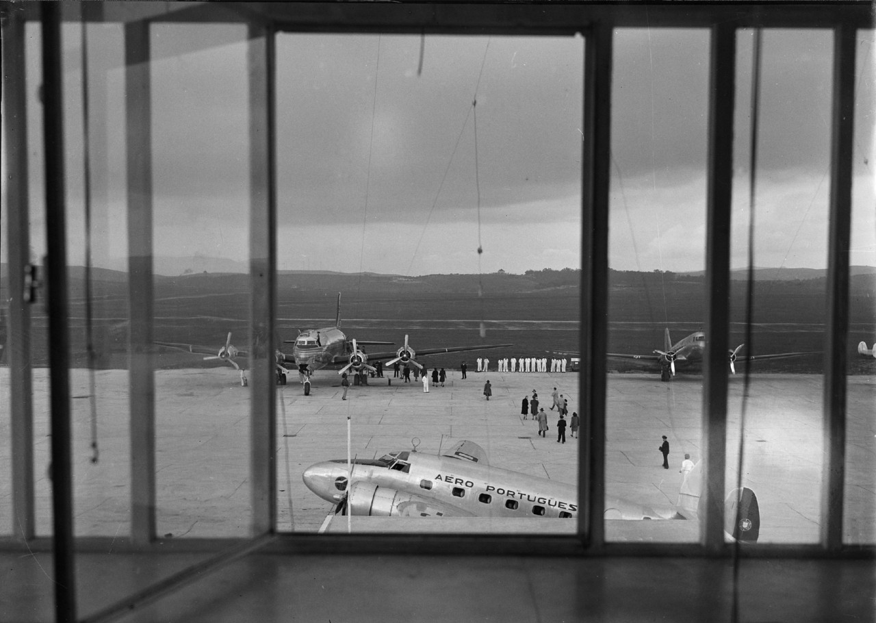 Aeroporto da Portela, Lisboa (H. Novais, c. 1943)