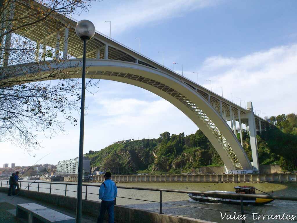 48 ponte da Arrabida.jpg