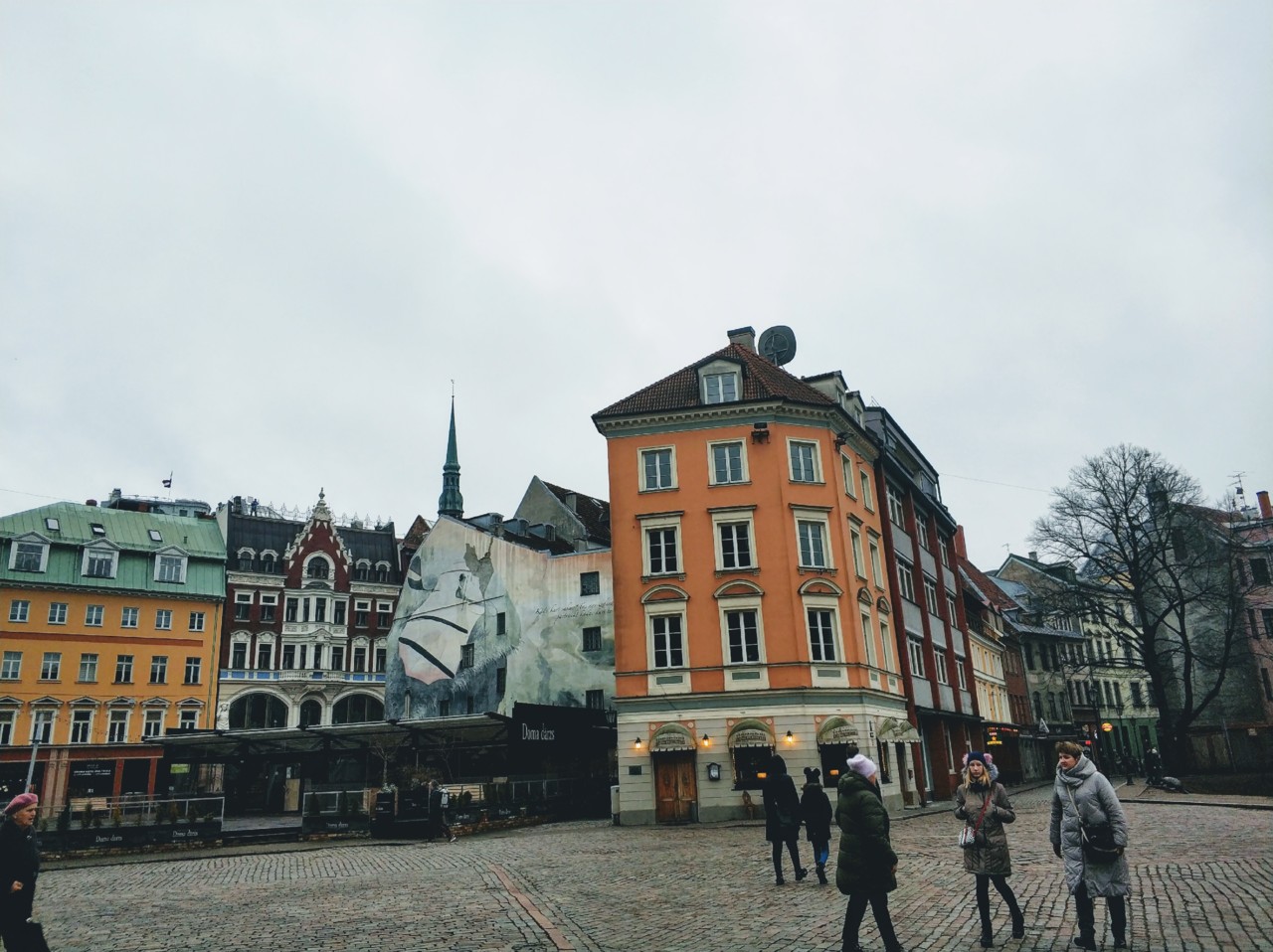 Praça Central, Riga.jpg
