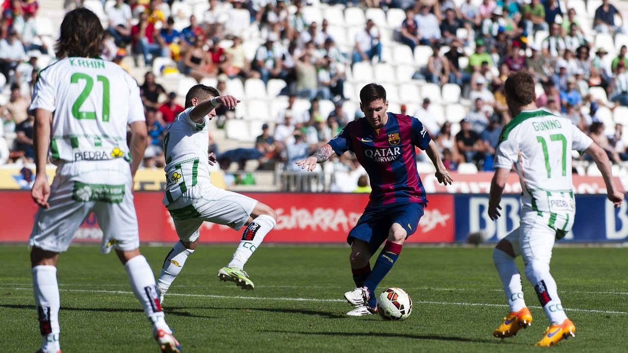 barcelona-feiert-80-kantersieg-gegen-cordoba-41-57