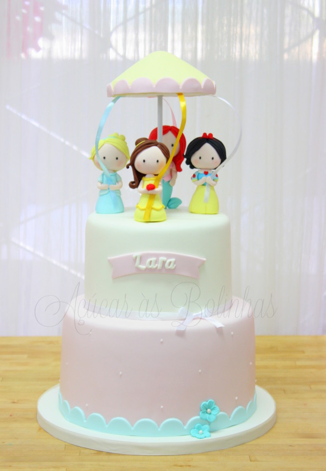 Princesas Disney Coroa - Grãos de Açúcar - Bolos decorados - Cake Design