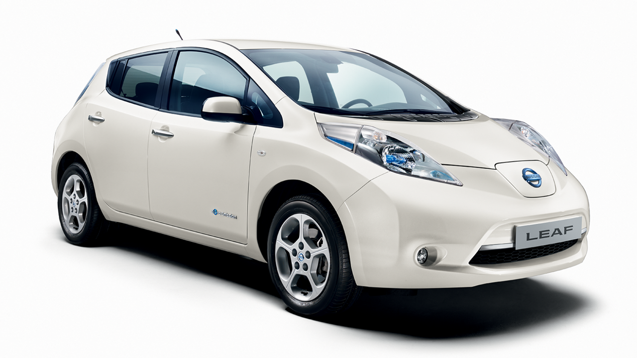 nissan-leaf-top-7-carros-eletricos-com-mais-autono