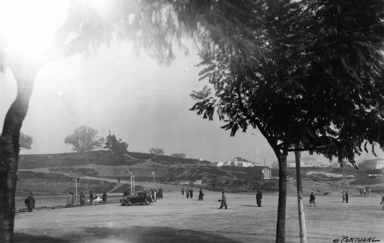 Parque Eduardo VII, entrada e lago, ant. 1044, fot Parque Eduardo VII, entrada e lago, ant. 1044, fot