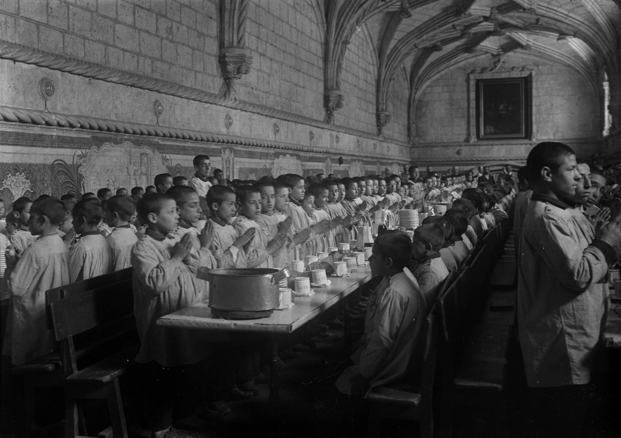 Refeitório da Casa Pia de Lisboa no Mosteiro dos 