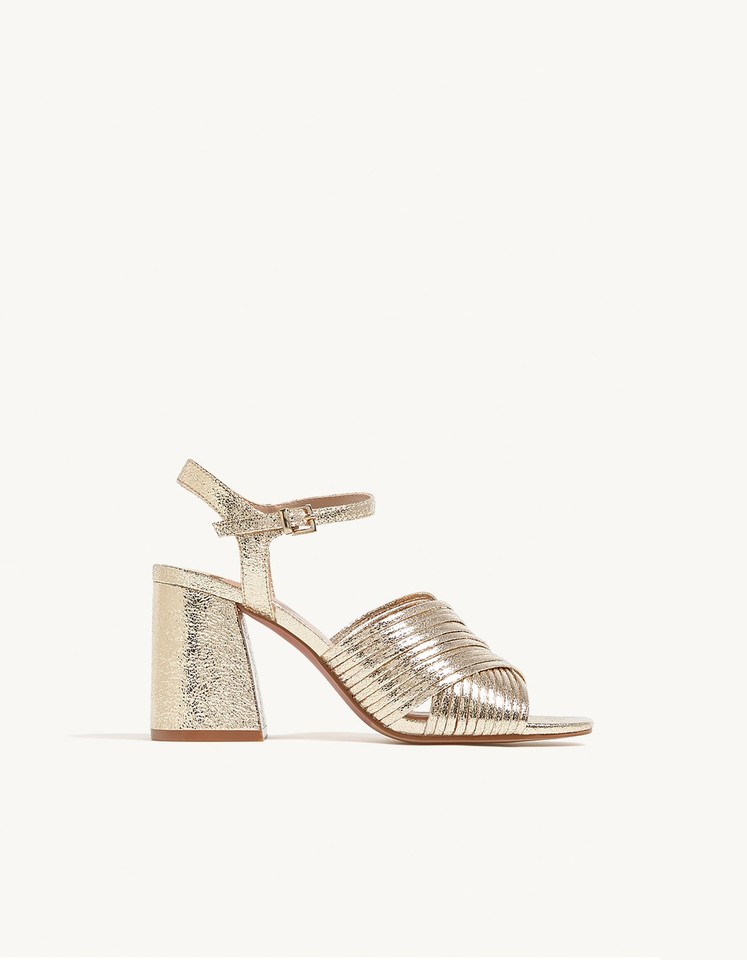 sandalias stradivarius4.jpg