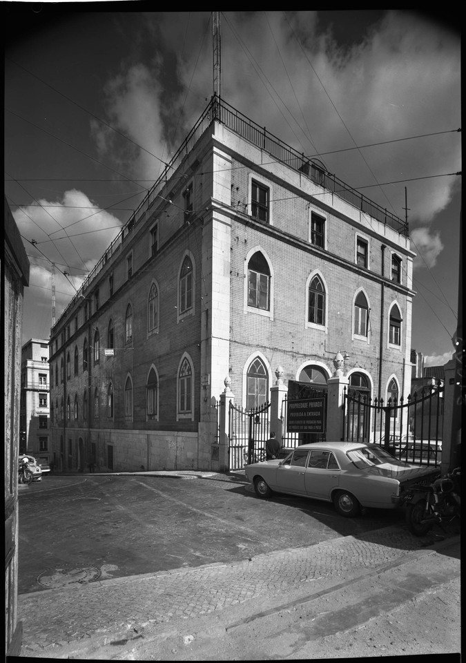 Edifício do antigo Hotel Braganza, na Rua Vitor C