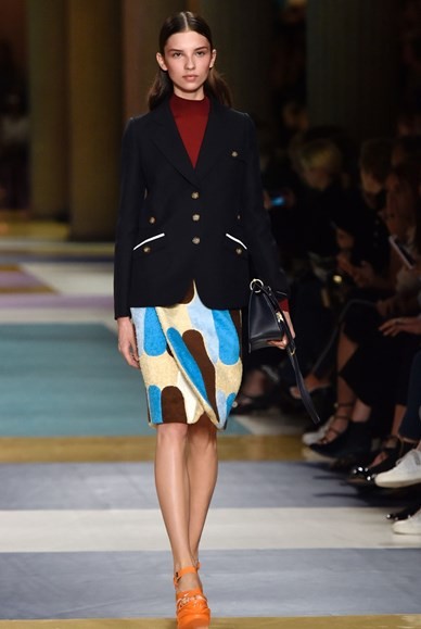 miu-miu-desfile-primavera-verao-2017 (12).jpg