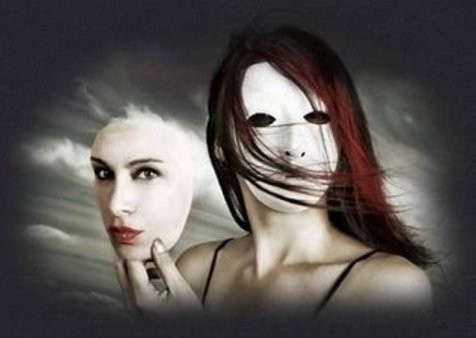 mascara.jpg mascara.jpg