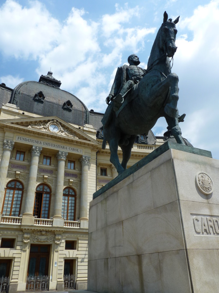 Bucareste - Praça da Revolução.JPG