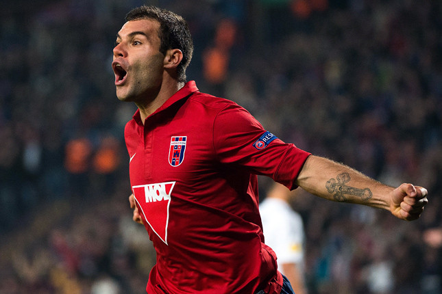 Nemanja_Nikolic.jpg Nemanja_Nikolic.jpg