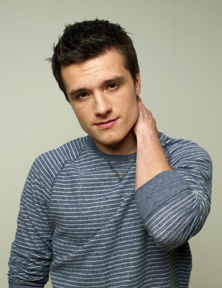 Josh Hutcherson2.jpg