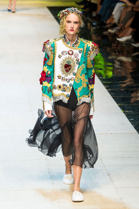 elle-mfw-ss17-collections-dolce-and-gabbana-02-ima