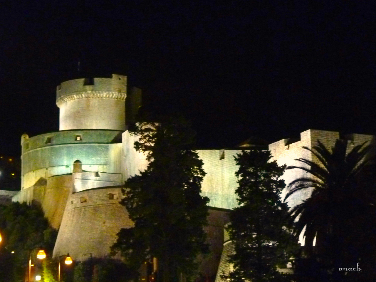 Dubrovnik, Croatia - by night (3).jpg