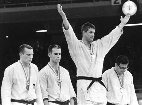 Anton Geesink O Holandes Que Se Intrometeu No Judo E Desporto