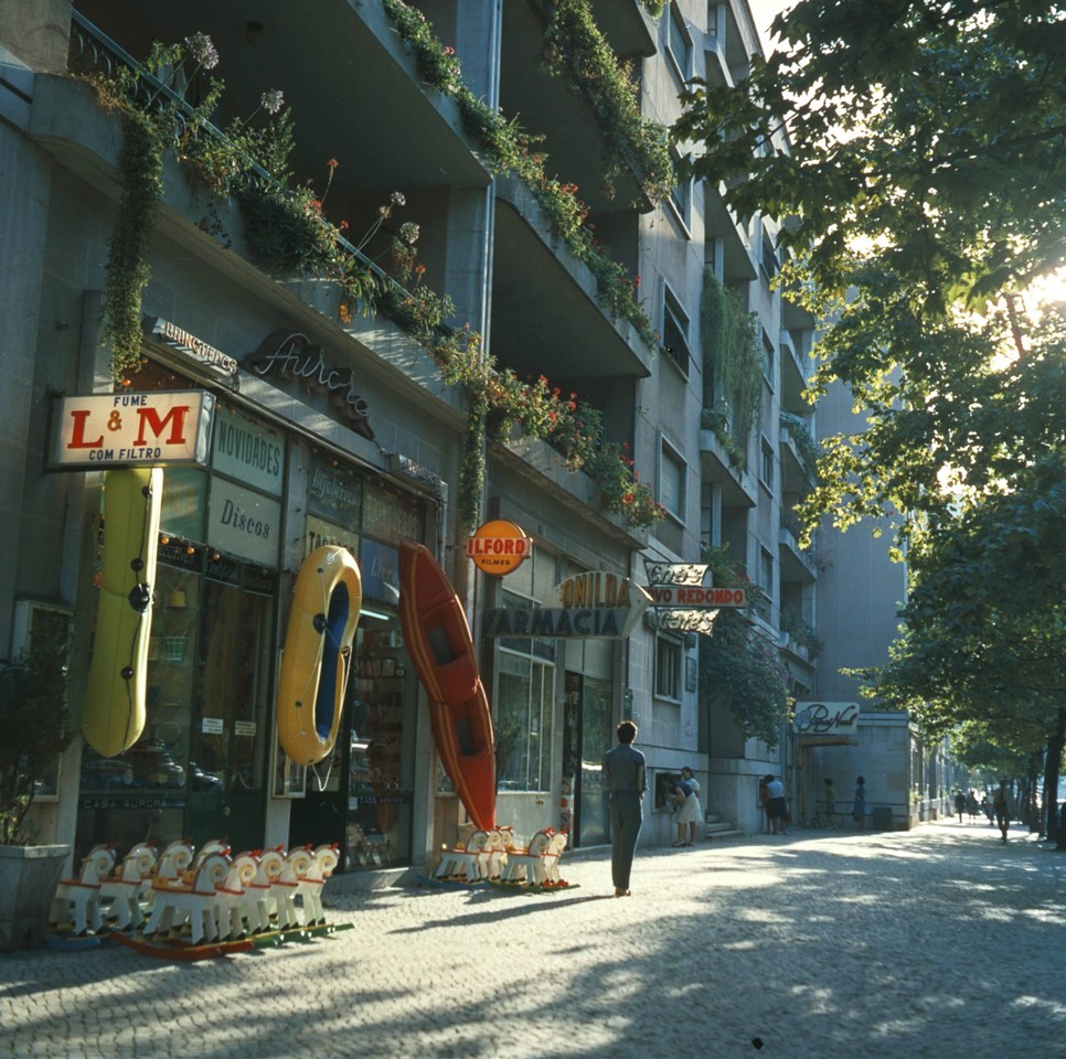 Av. João XXI, Lisboa (A. Pastor, 1980)