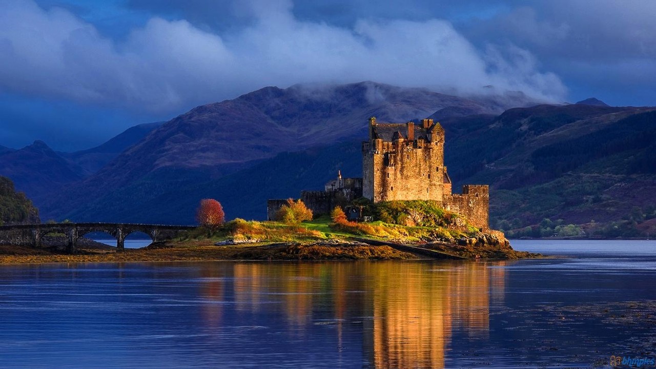 Eilean-Donan-Castles.jpg Eilean-Donan-Castles.jpg