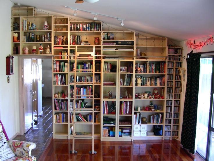 bookcase-with-sliding-ladder-bookshelf-extraordina