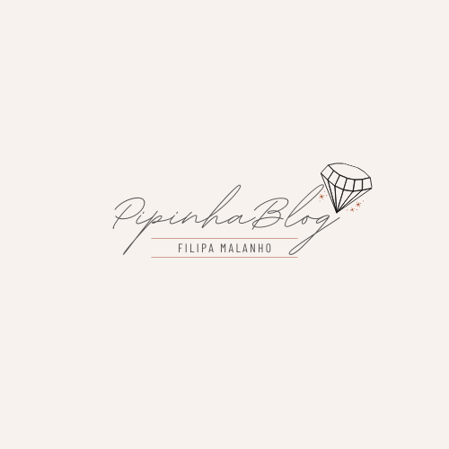Simple Hand Written Fashion Logo.png