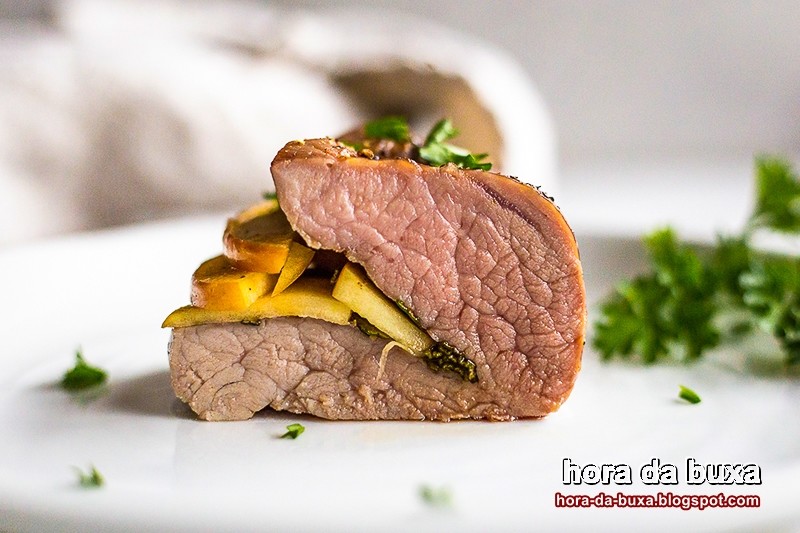 Lombo de Porco recheado com Maçã e Alecrim - hor