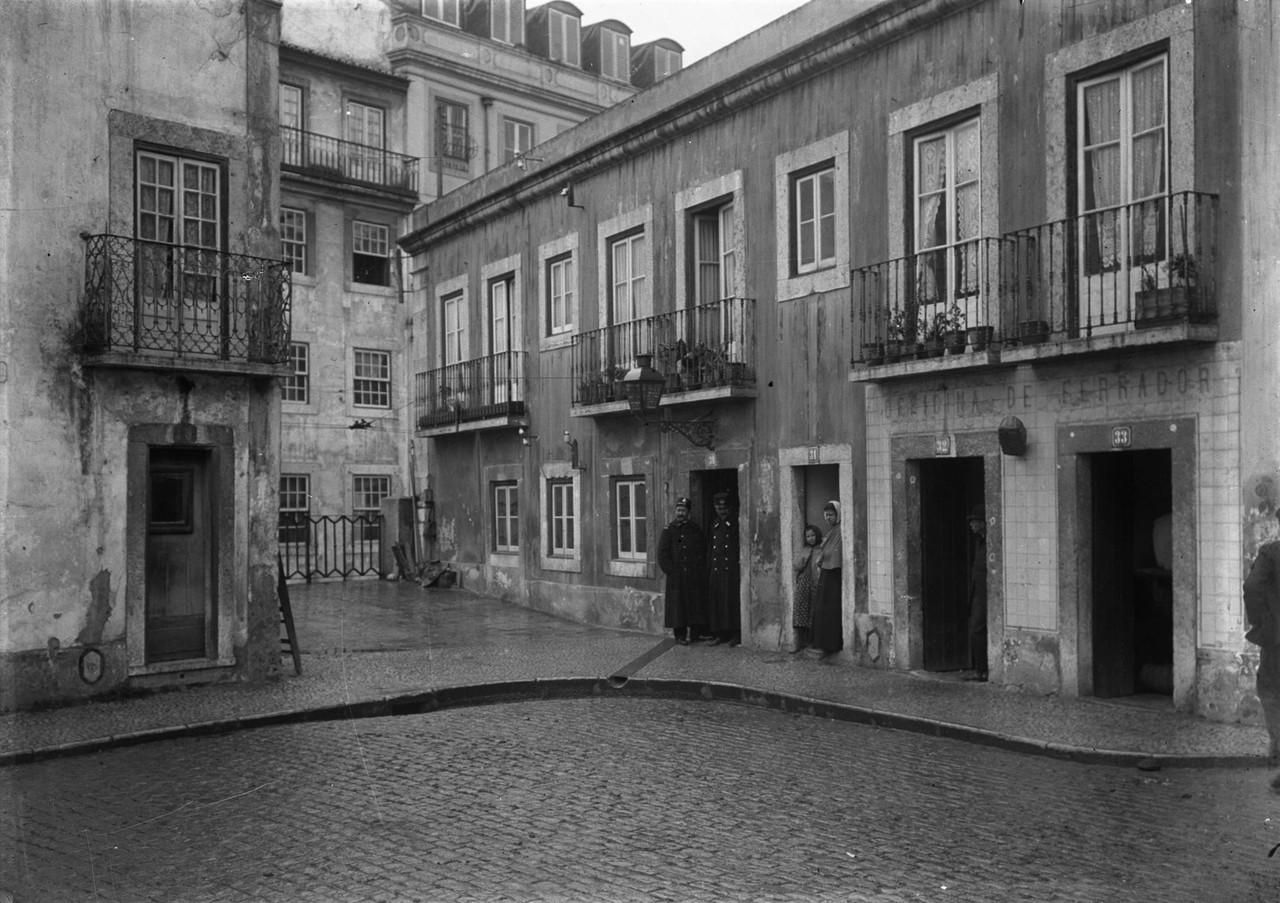 Praça do Brasil, actual largo do Rato, ant. 1932,