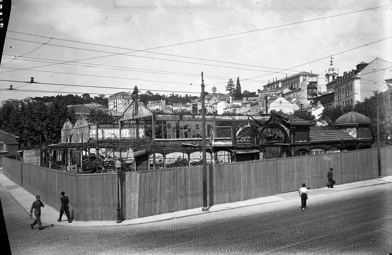 Mercado de Alcântara, demolição, 1955, foto de Mercado de Alcântara, demolição, 1955, foto de