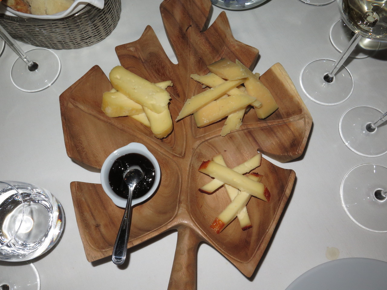 Prato de queijos dos Açores 