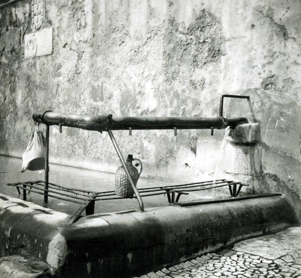 Chafariz do Andaluz, foto de Amaro de Almeida, in 