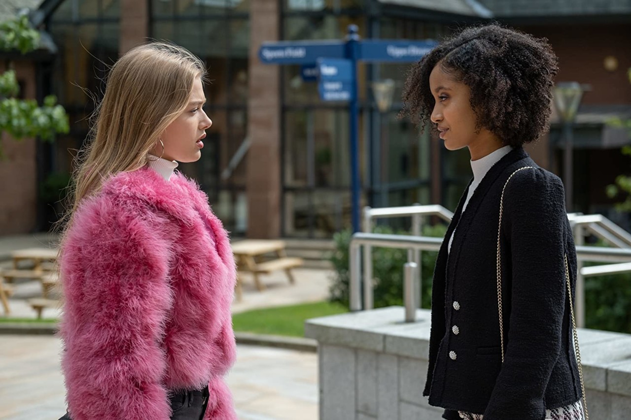 MV5BMmNlY2U3N2EtMWJjOS00MDI3LTk4ODItNWRmYTVjM2EzMW