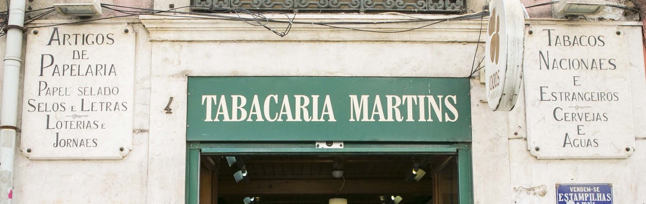 Tabacaria Martins, foto em CÍRCULO DAS LOJAS DE C Tabacaria Martins, foto em CÍRCULO DAS LOJAS DE C