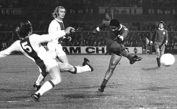 Eusébio em ação