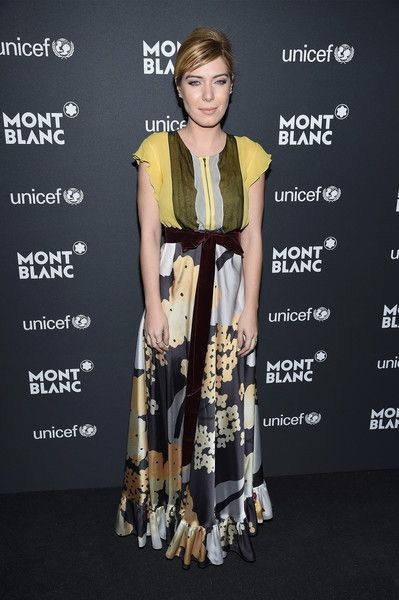 d831c4c8f0e0de81b3875c822b78e834.jpg d831c4c8f0e0de81b3875c822b78e834.jpg