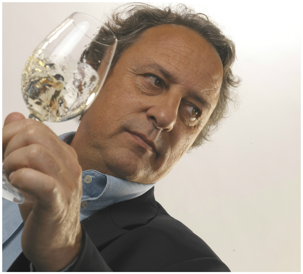 João Paulo Martins lança Vinhos de Portugal 2018 23ª edição do mais importante guia da área acaba de chegar às livrarias João Paulo Martins lança Vinhos de Portugal 2018 23ª edição do mais importante guia da área acaba de chegar às livrarias