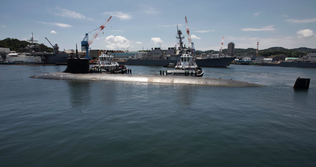 USS Connecticut (SSN-22) arrives at Fleet Activities Yokosuka, Japan.