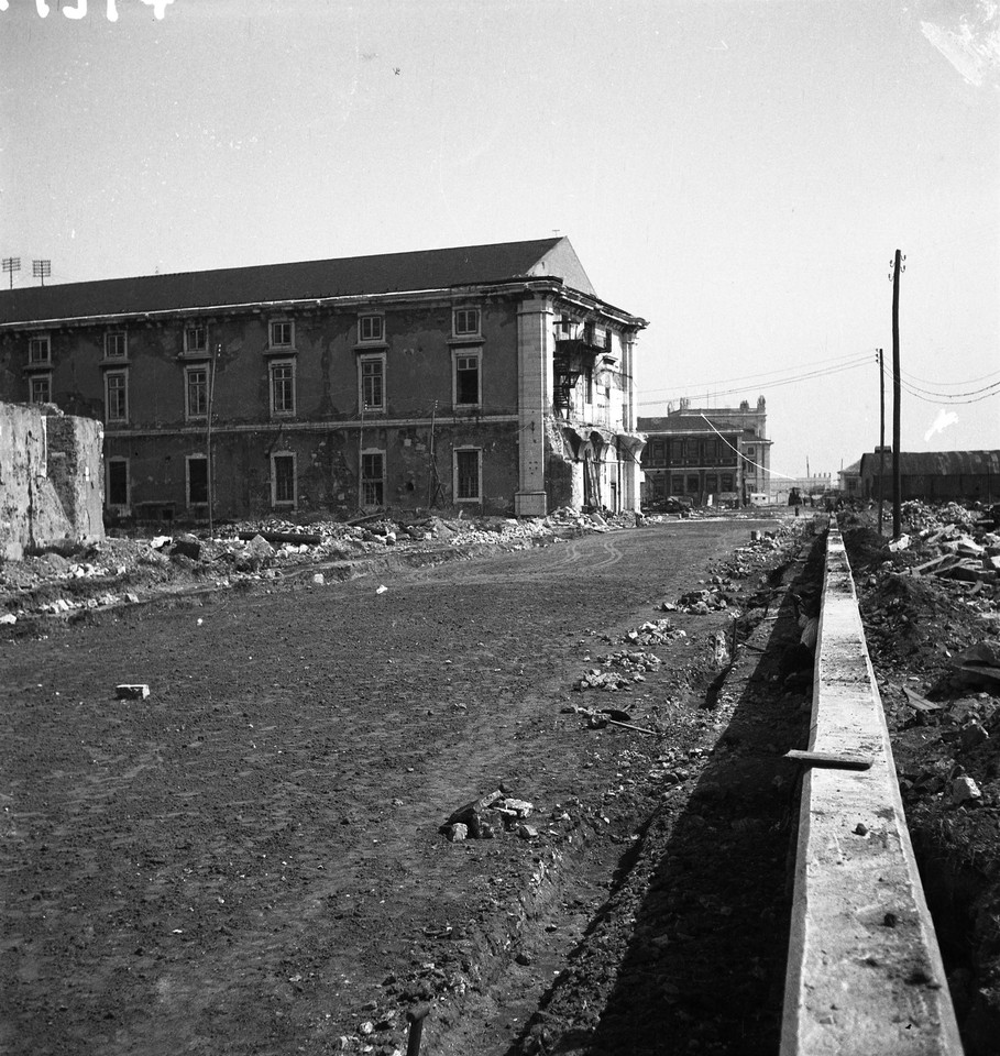 Avenida Ribeira das Naus, foto de Judah.jpg