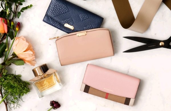 carteiras-burberry-dia-da-mae-2016.jpg