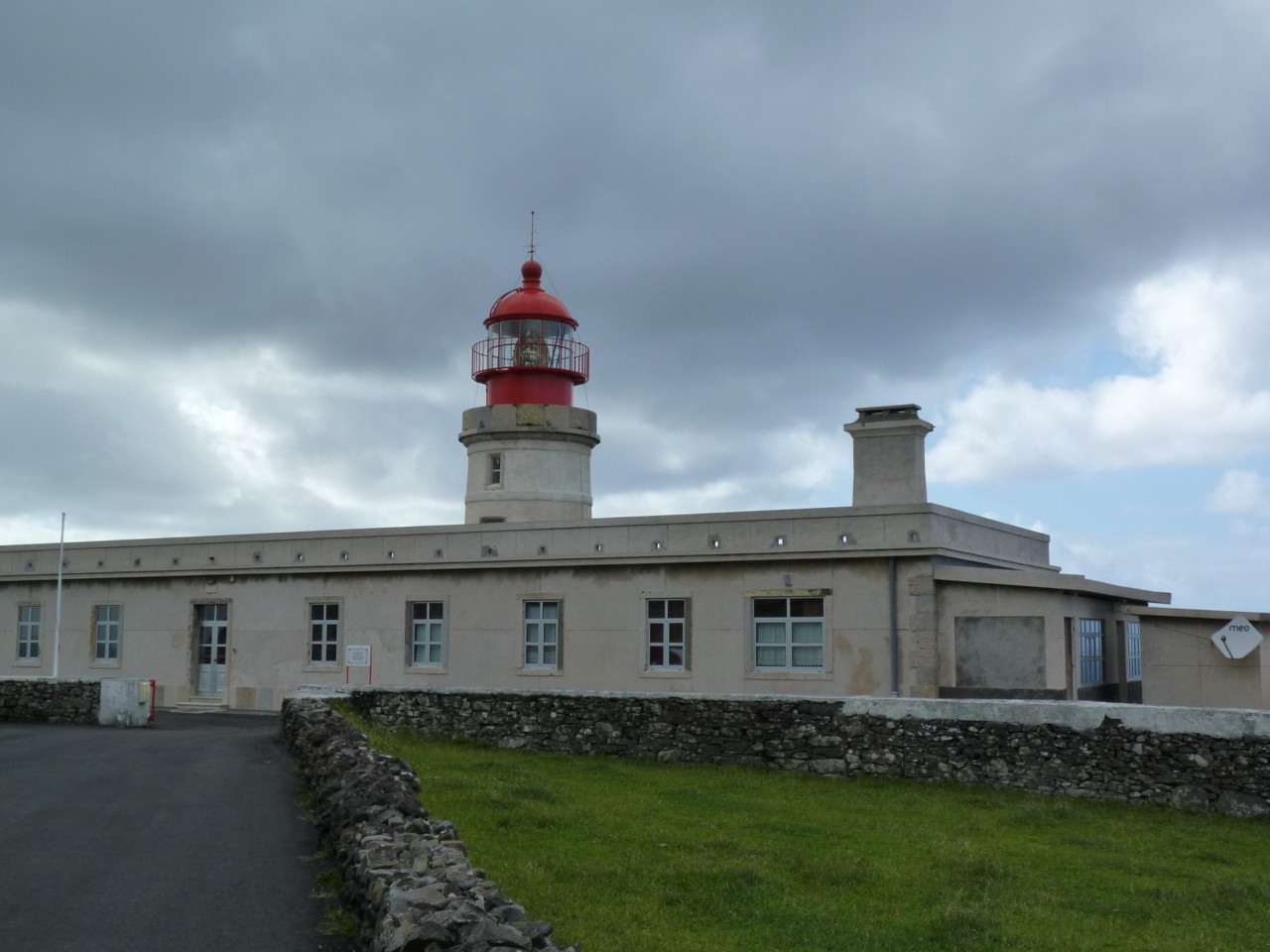 Farol do Albarnaz, Flores (1).JPG