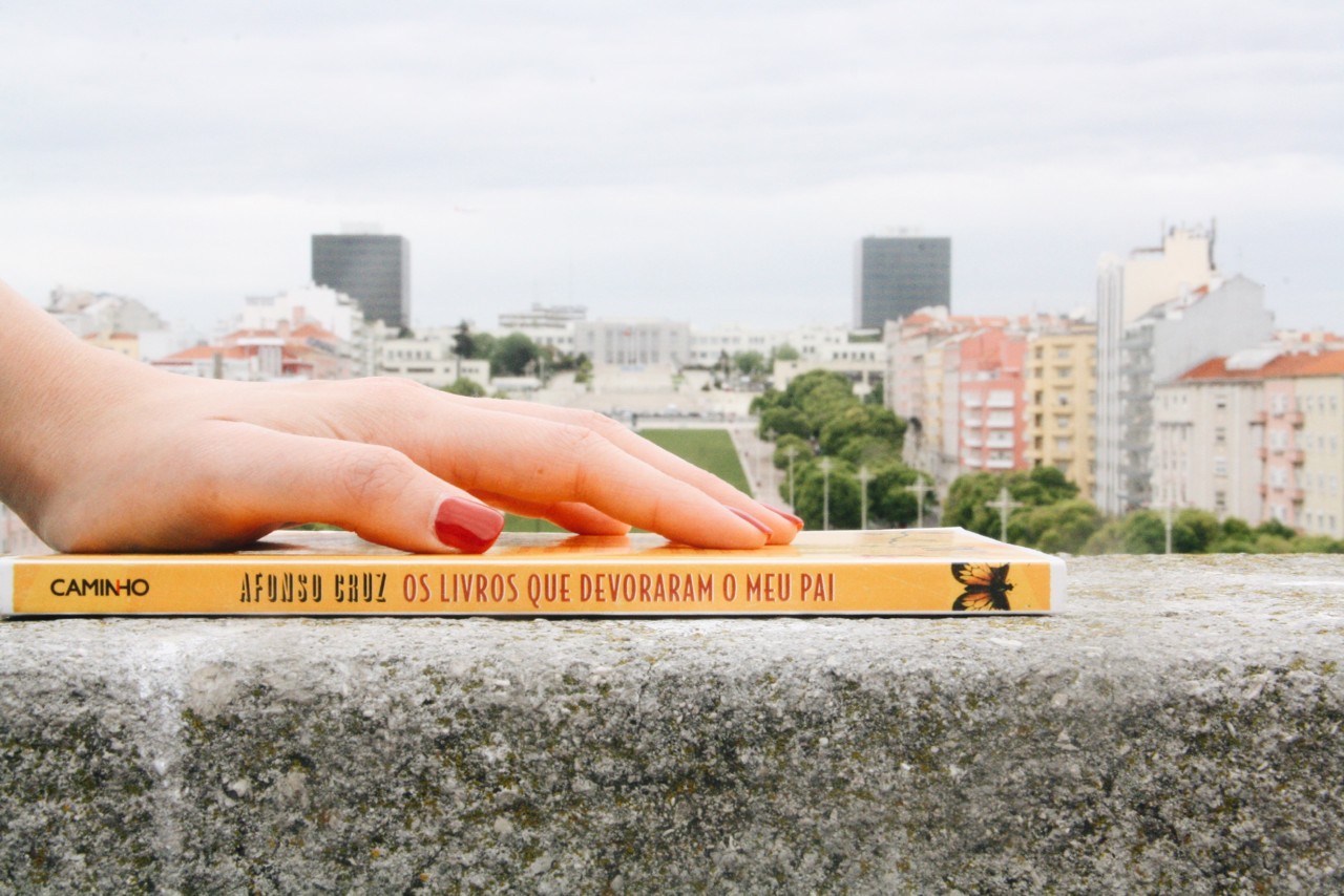 os-livros-que-devoraram-o-meu-pai-afonso-cruz.jpg