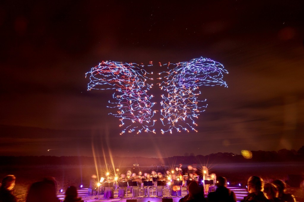 Intel-Drone-100-Light-Show-Orchestra2-1024x683.jpg