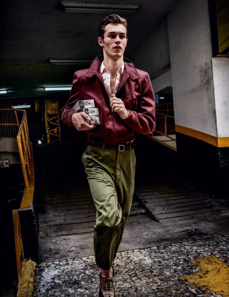 Vogue_Hommes_Spring_Summer_2017_City_of_Gods_30.jp