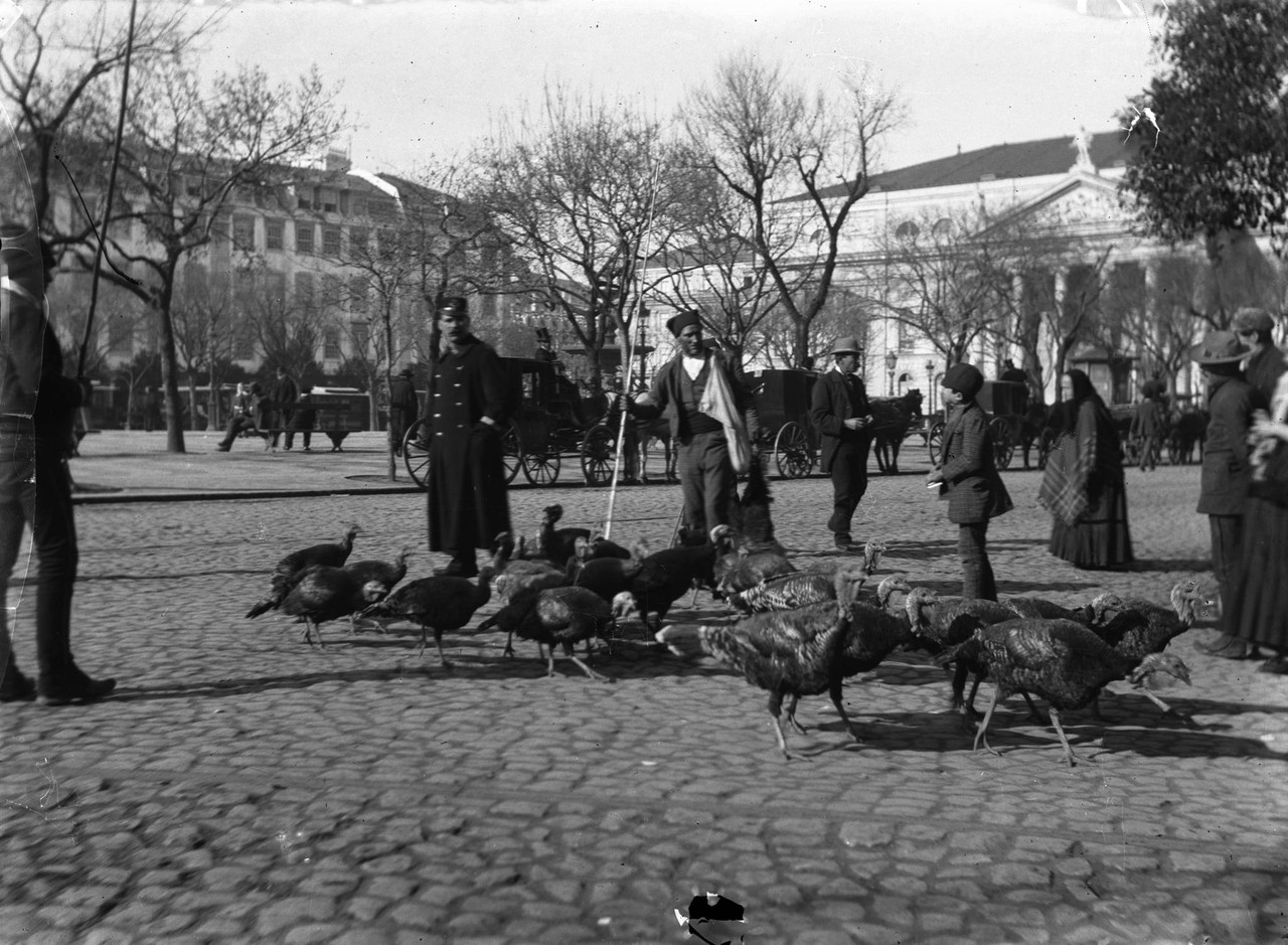 Venda ambulante de perús, 1891, foto de Augusto B Venda ambulante de perús, 1891, foto de Augusto B