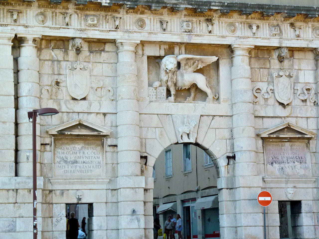 Zadar - Porta da Terra (2).jpg