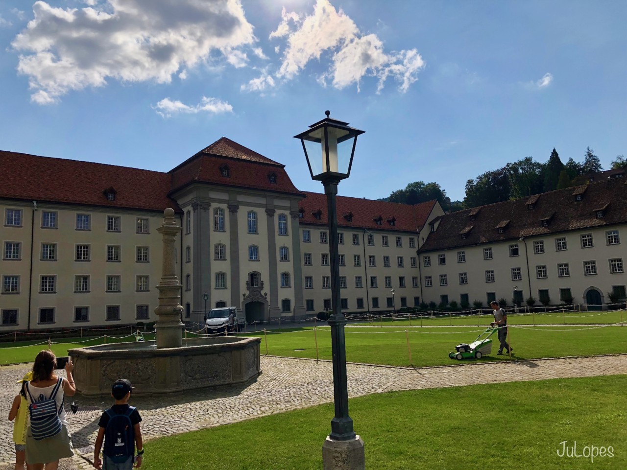 IMG_9182.jpeg IMG_9182.jpeg