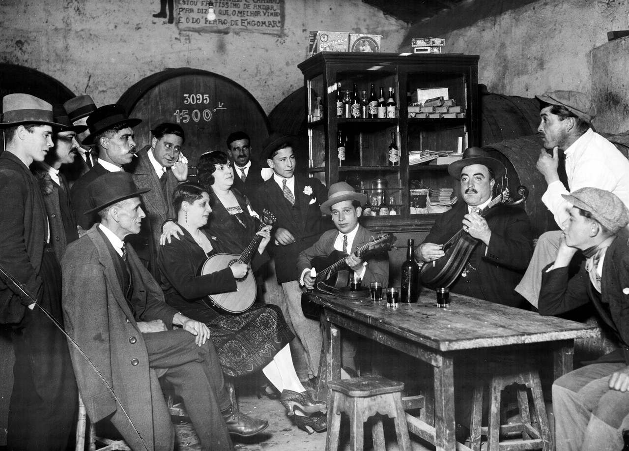 Fado amador no restaurante Ferro de Engomar, na es