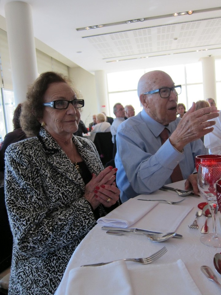 IMG_2329.jpg IMG_2329.jpg