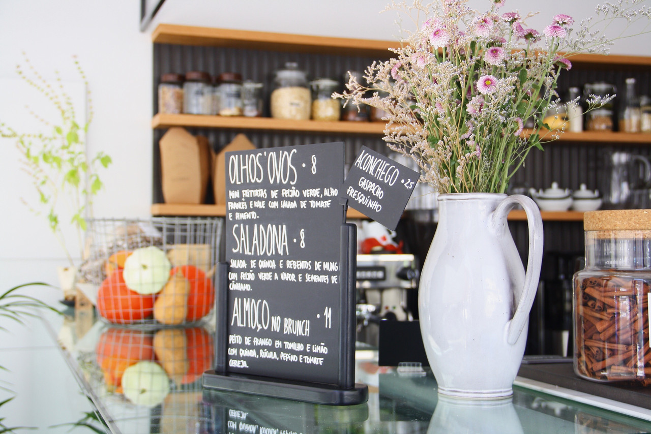 menu-ela-canela.jpg menu-ela-canela.jpg