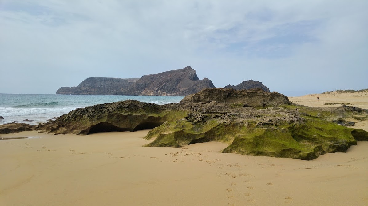 Praia dourada.jpg Praia dourada.jpg