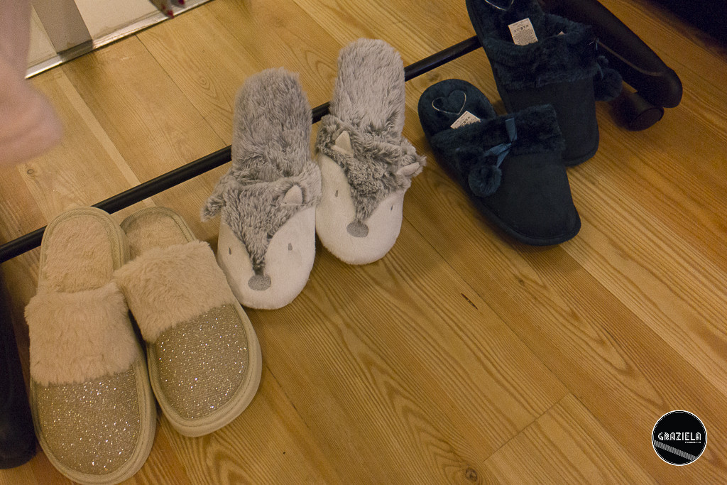 Avon-4949.jpg Avon-4949.jpg