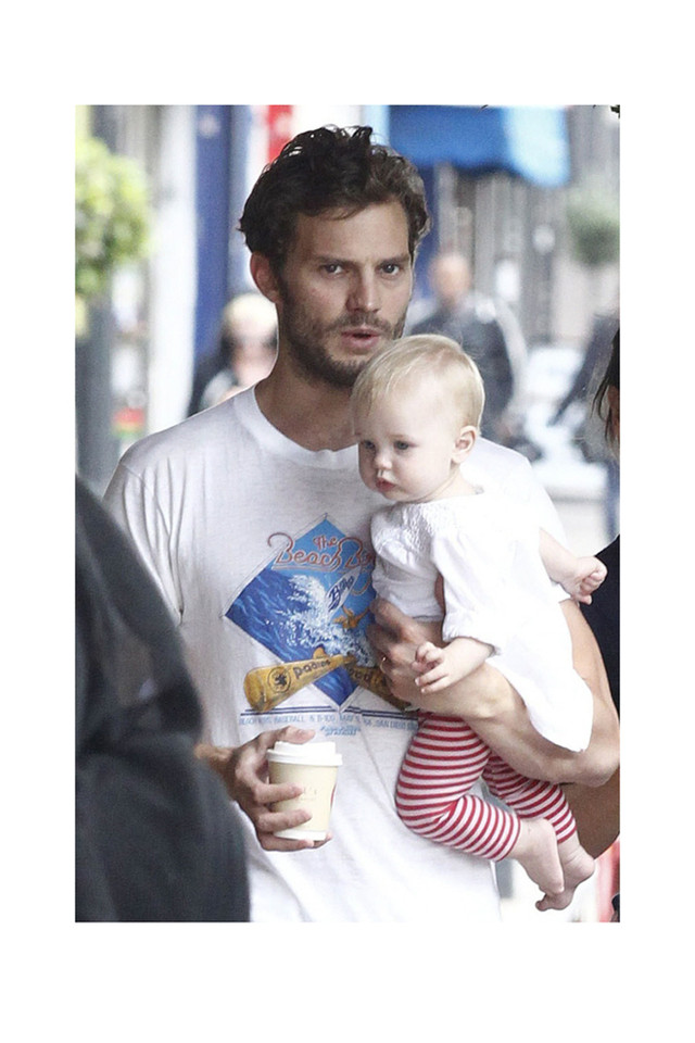 papa_sexy-jamie_dornan.jpg
